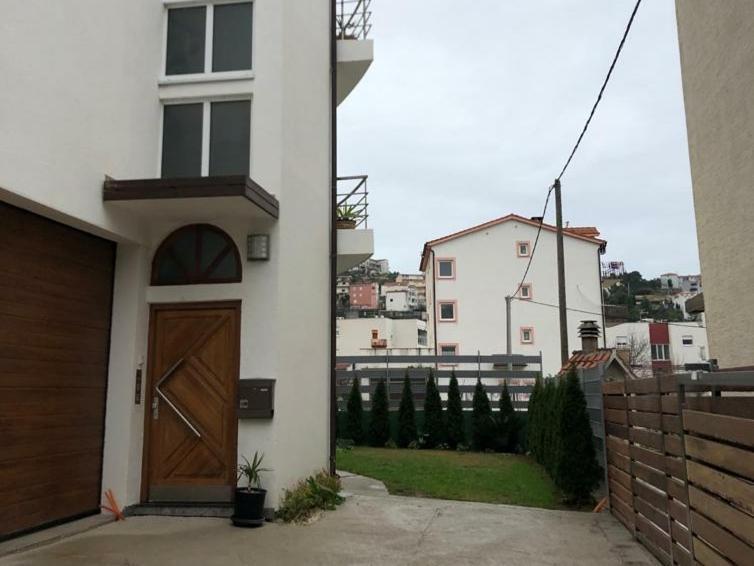 Apartman Aqua Ποντστράνα Εξωτερικό φωτογραφία