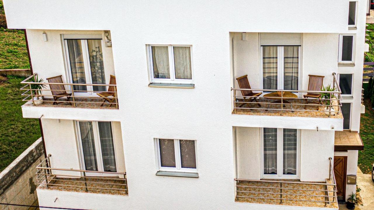 Apartman Aqua Ποντστράνα Εξωτερικό φωτογραφία