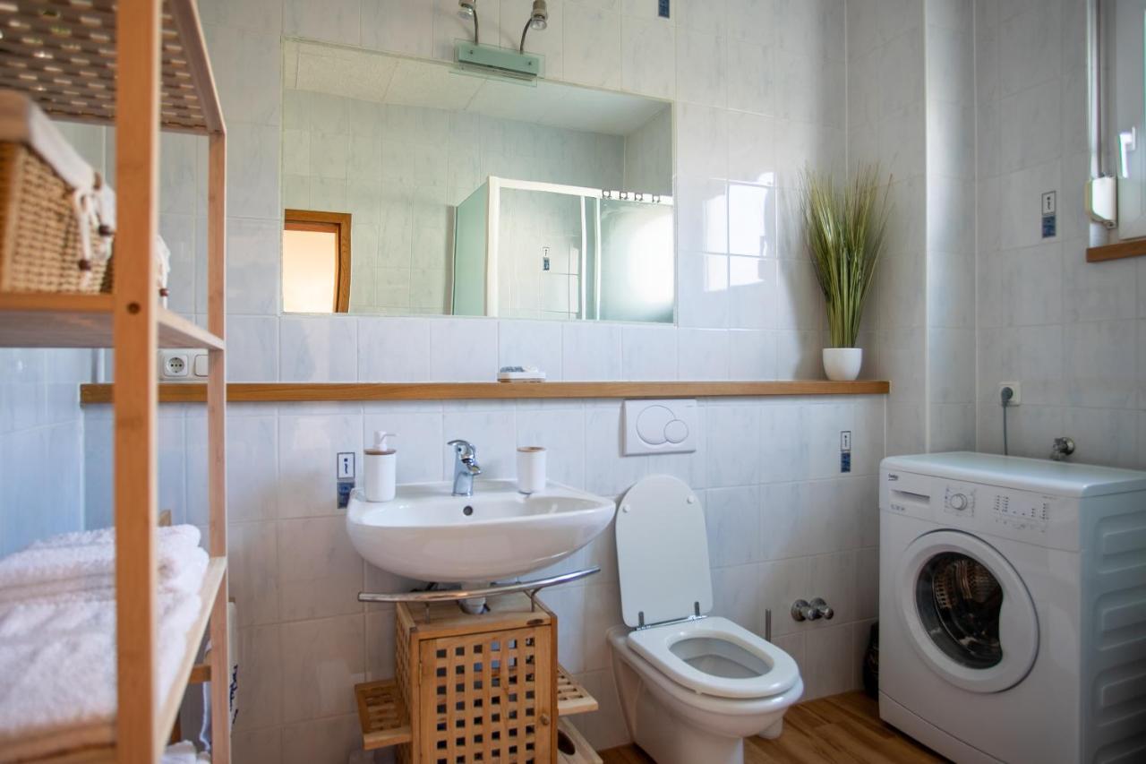 Apartman Aqua Ποντστράνα Εξωτερικό φωτογραφία